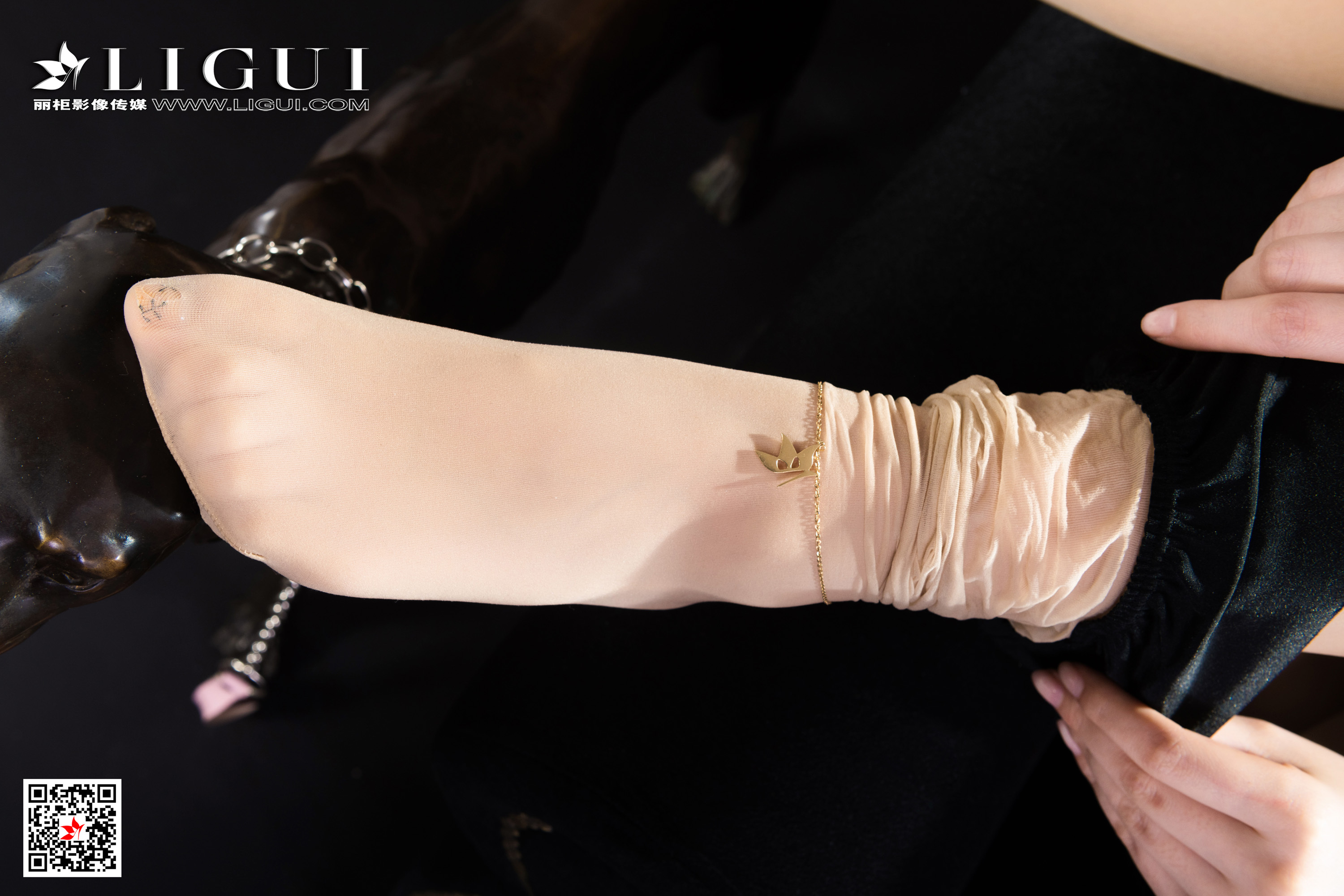 Ligui丽柜  2021.03.03 《香丝霸王花》雪糕